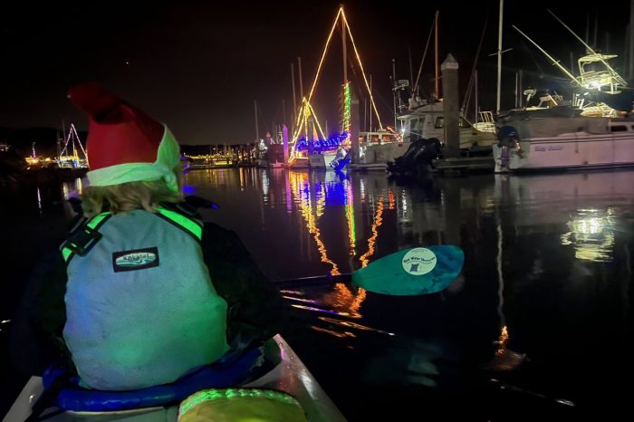 Women’s Holiday Kayak~Lighted Boats, Tidepools Near Half Moon Bay Dec.2024